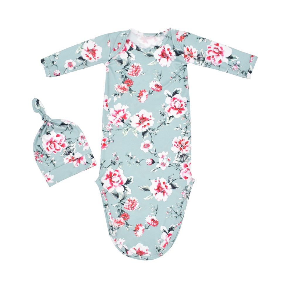 Knotted Sleep Sack and Hat Set